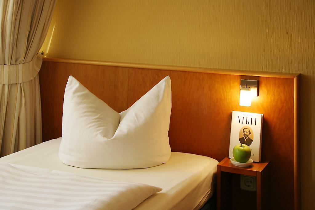 Hotel Verdi Rostock Rum bild