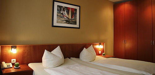 Hotel Verdi Rostock Exteriör bild